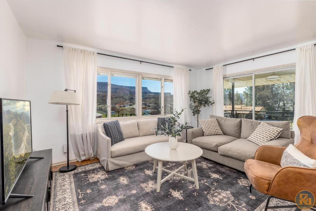 Photo of Livingroom in Toquerville