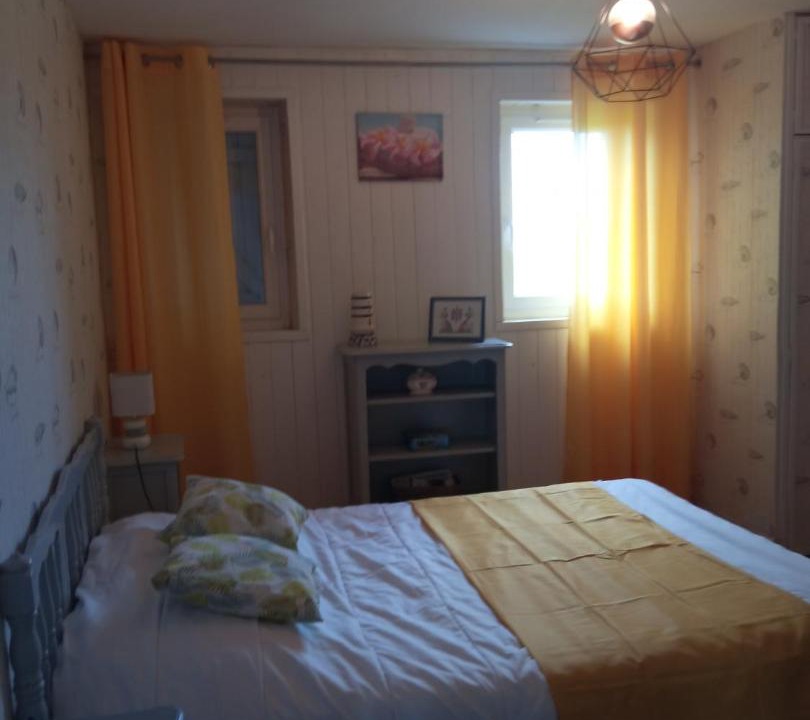 Photo of Bedroom in Saint-Laurent-sur-Mer