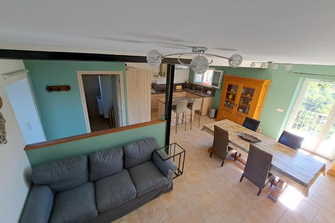 Photo of Livingroom in Le Teil