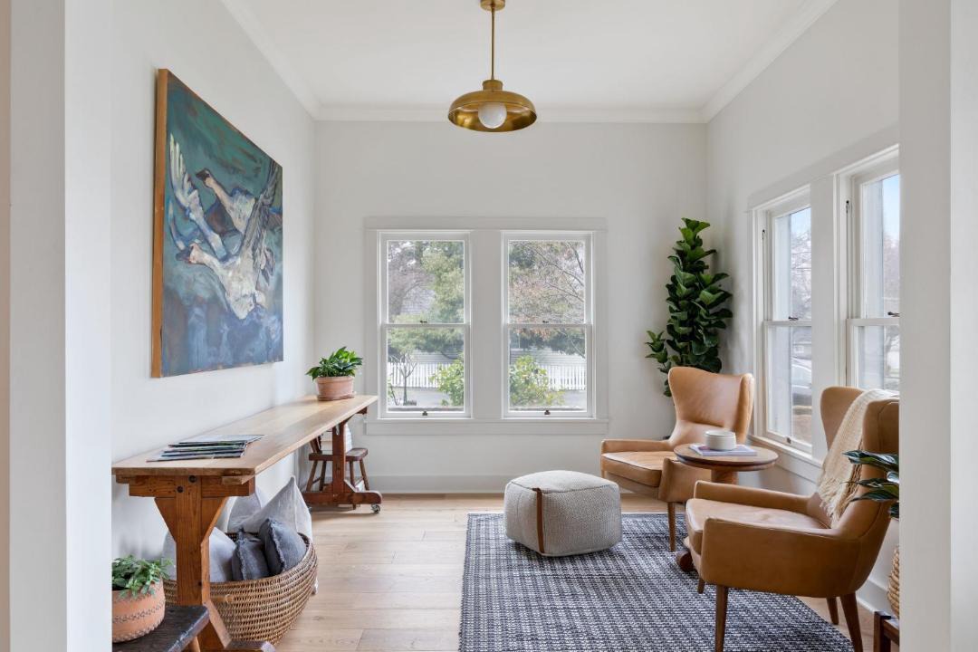 Photo of Livingroom in Jacksonville