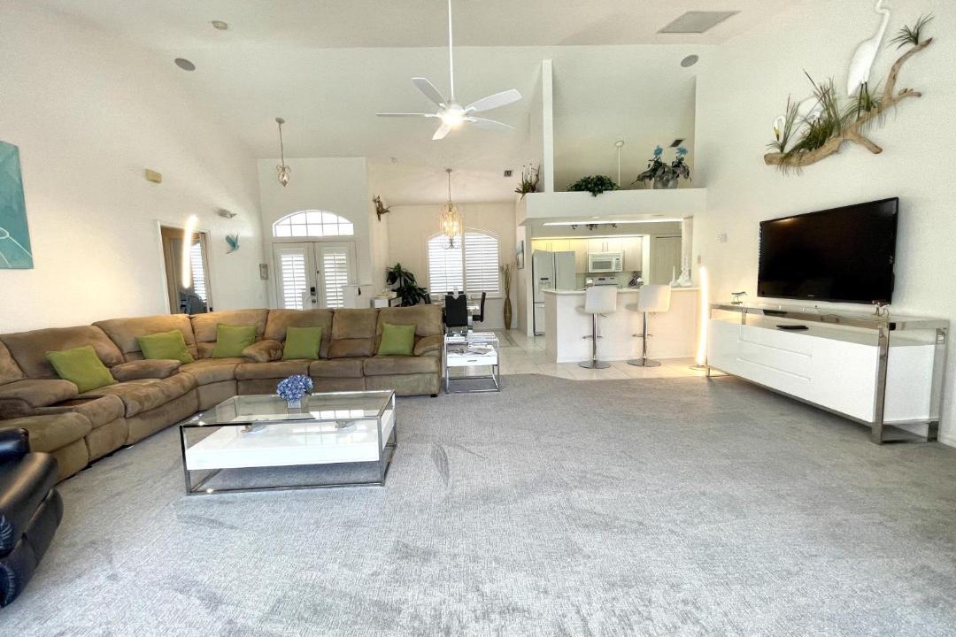 Photo of Livingroom in Long Meadow