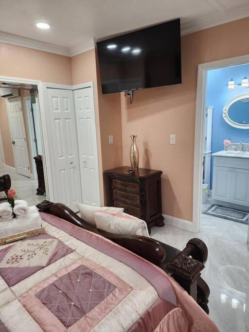 Photo of Others in Orlando