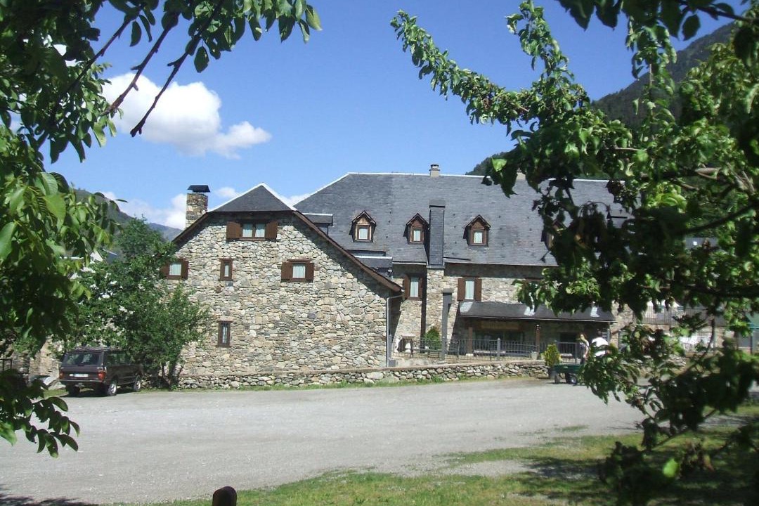 Photo of Others in Escunhau