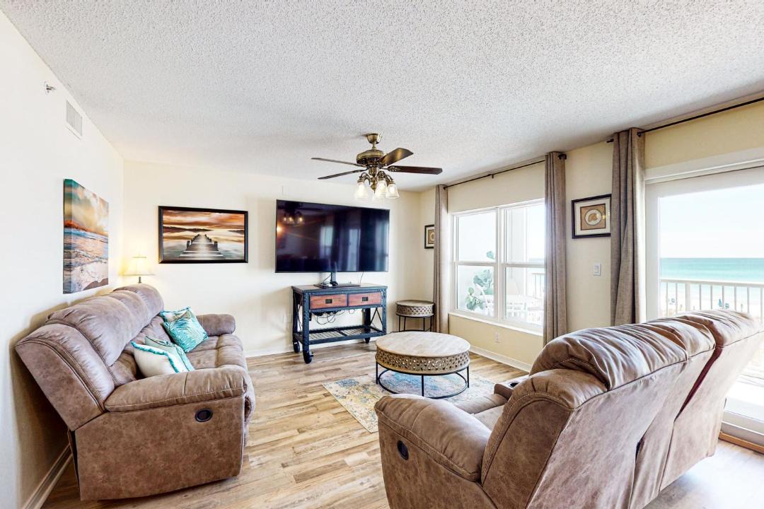Photo of Livingroom in Fort Walton Beach