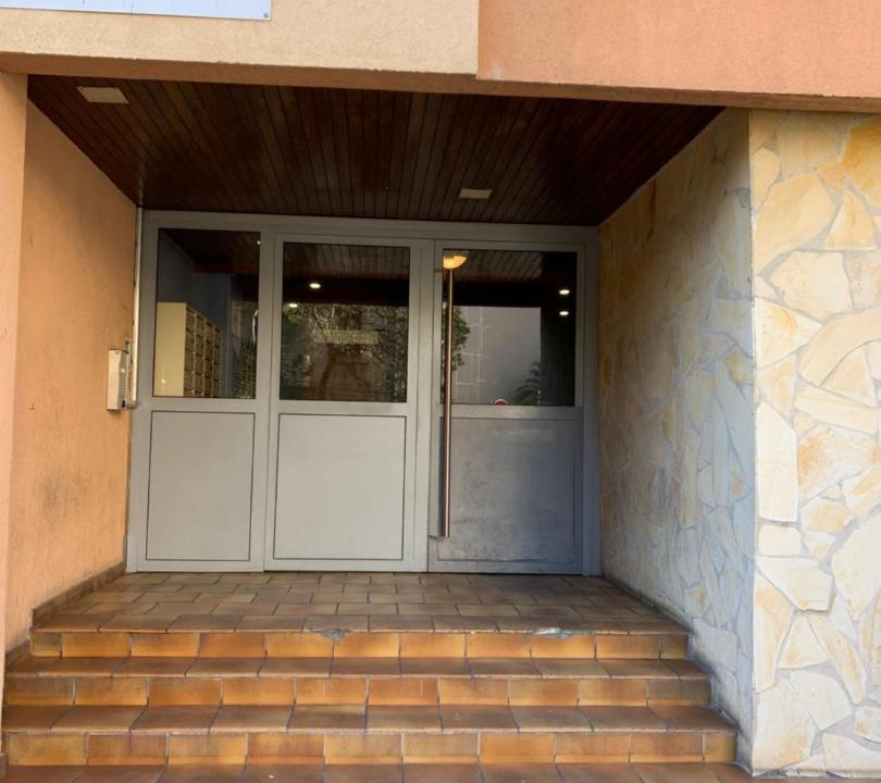 Photo of Others in Baille