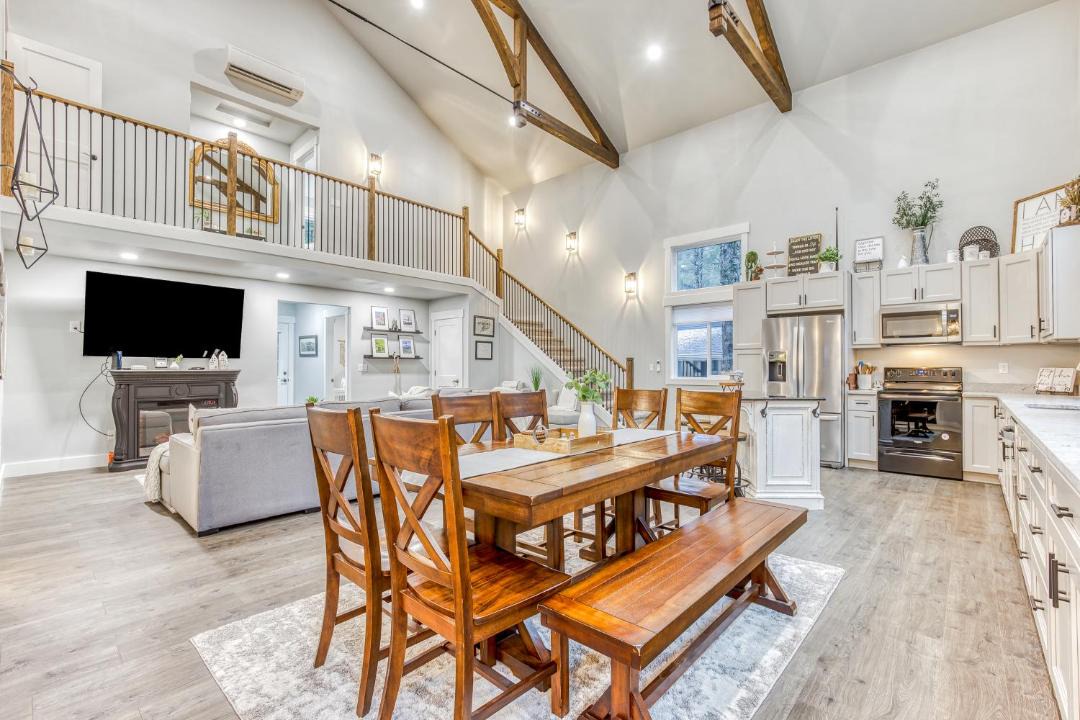 Photo of Livingroom in Welches