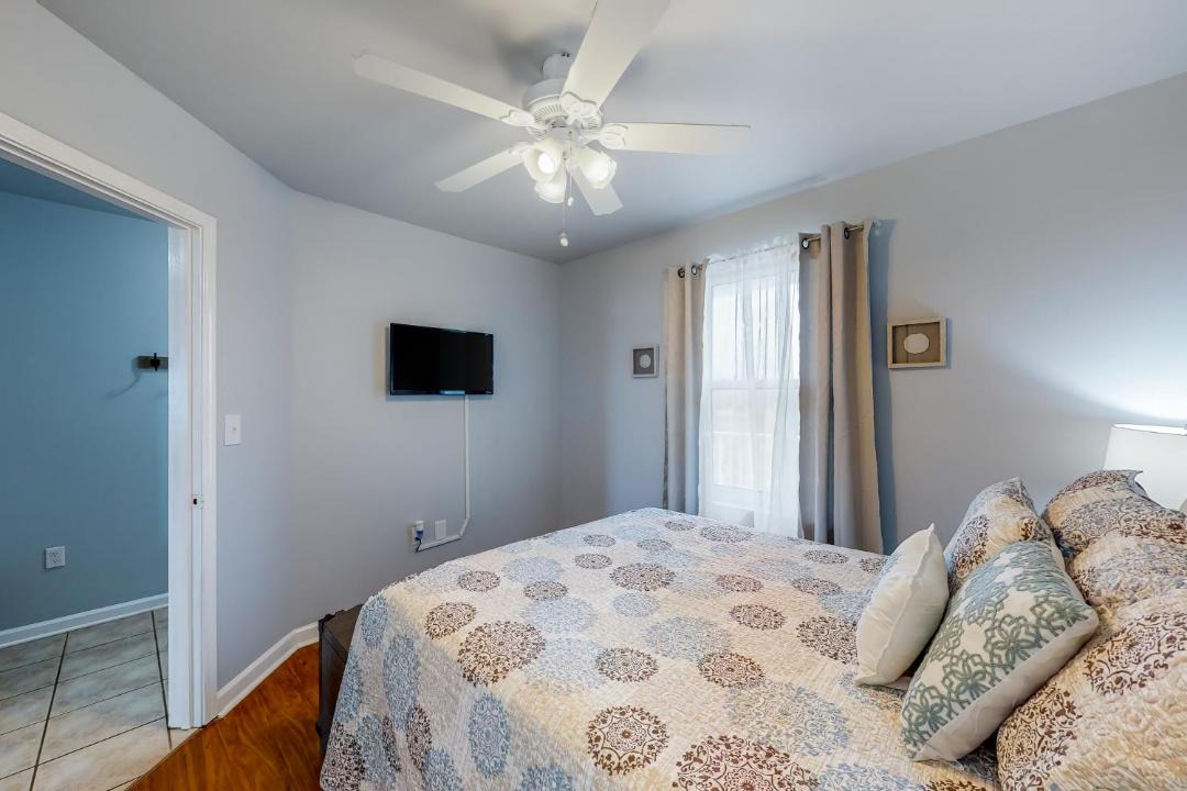 Photo of Bedroom in Orange Beach