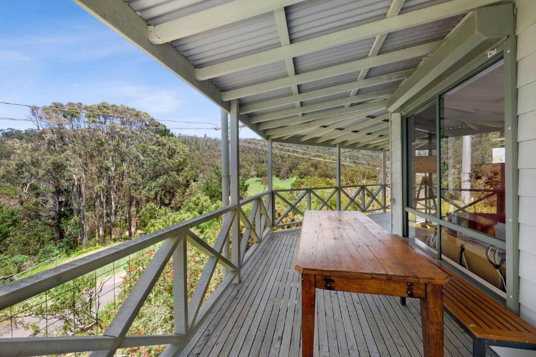 Photo of Patio Balcony in Wye River