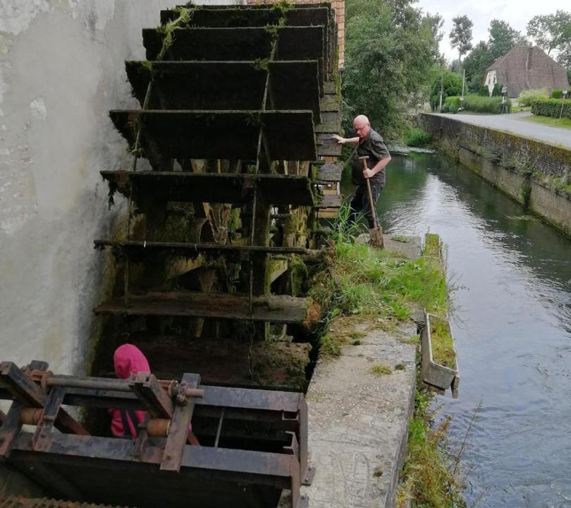 Photo of Others in Renty