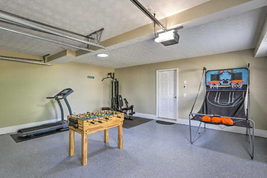 Photo of Others in Oak Hill