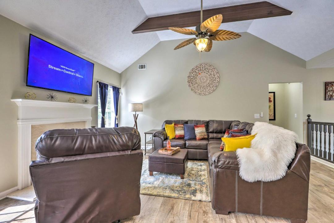 Photo of Others in Oak Hill