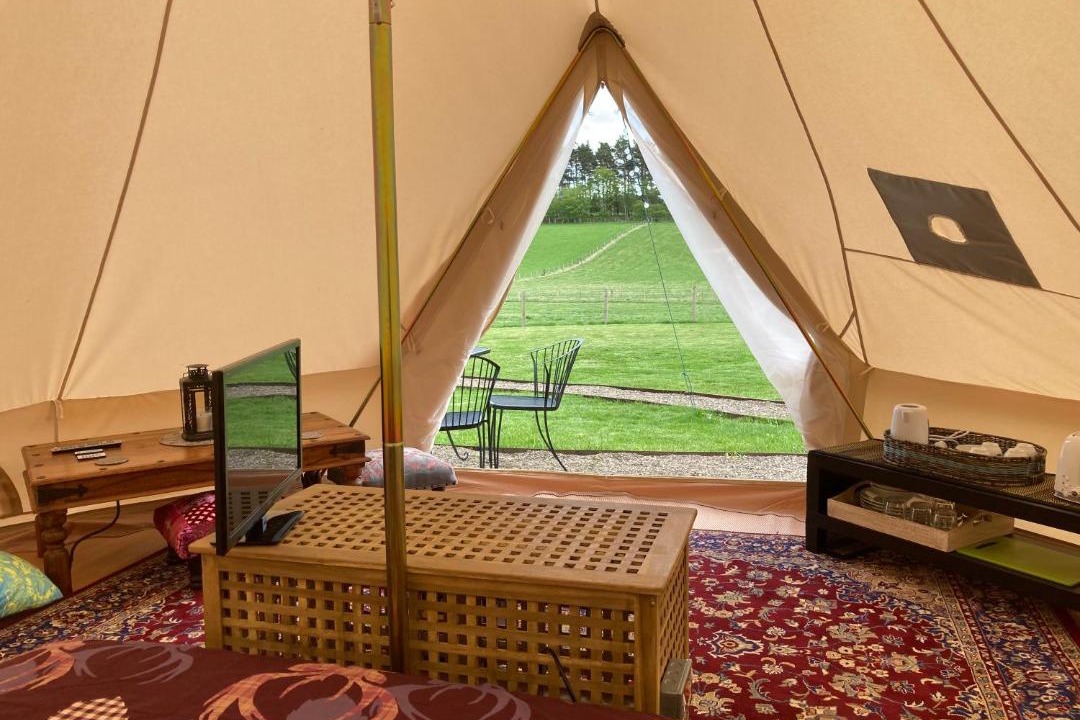 Photo of Others in Roslin