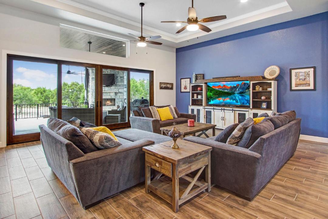 Photo of Livingroom in Spring Branch