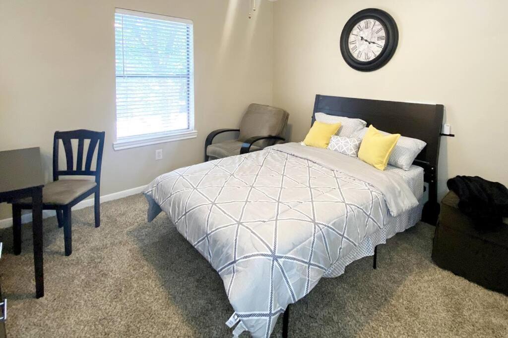 Photo of Bedroom in Astrodome