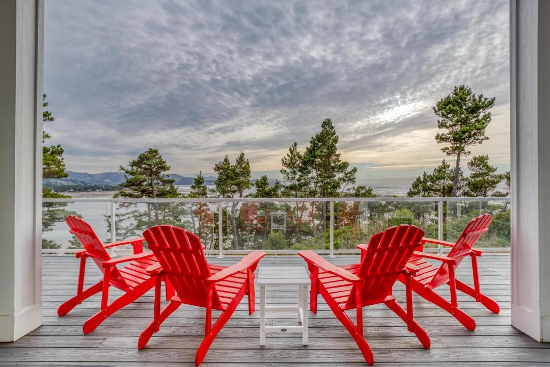 Photo of Others in Lincoln City