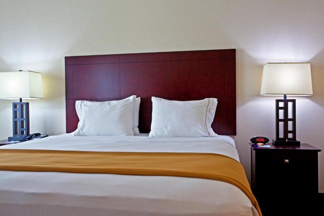 Photo of Bedroom in Hillside