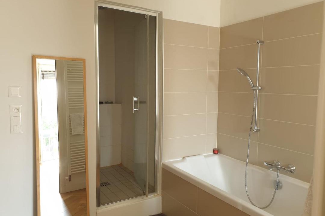 Photo of Bathroom in La Croix Rousse