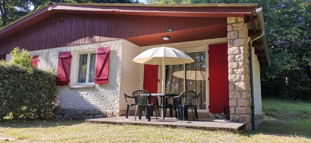 Photo of Buildings in Lapleau