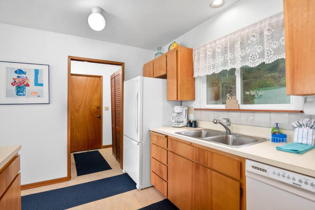 Photo of Others in Cloverdale