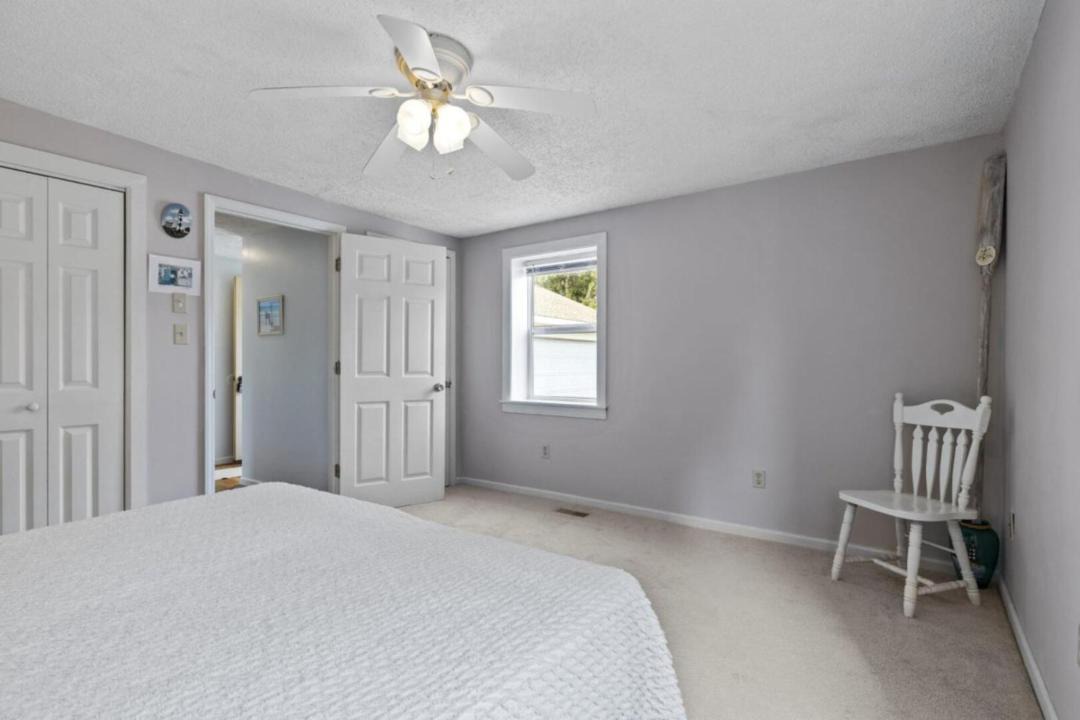 Photo of Bedroom in Harkers Island