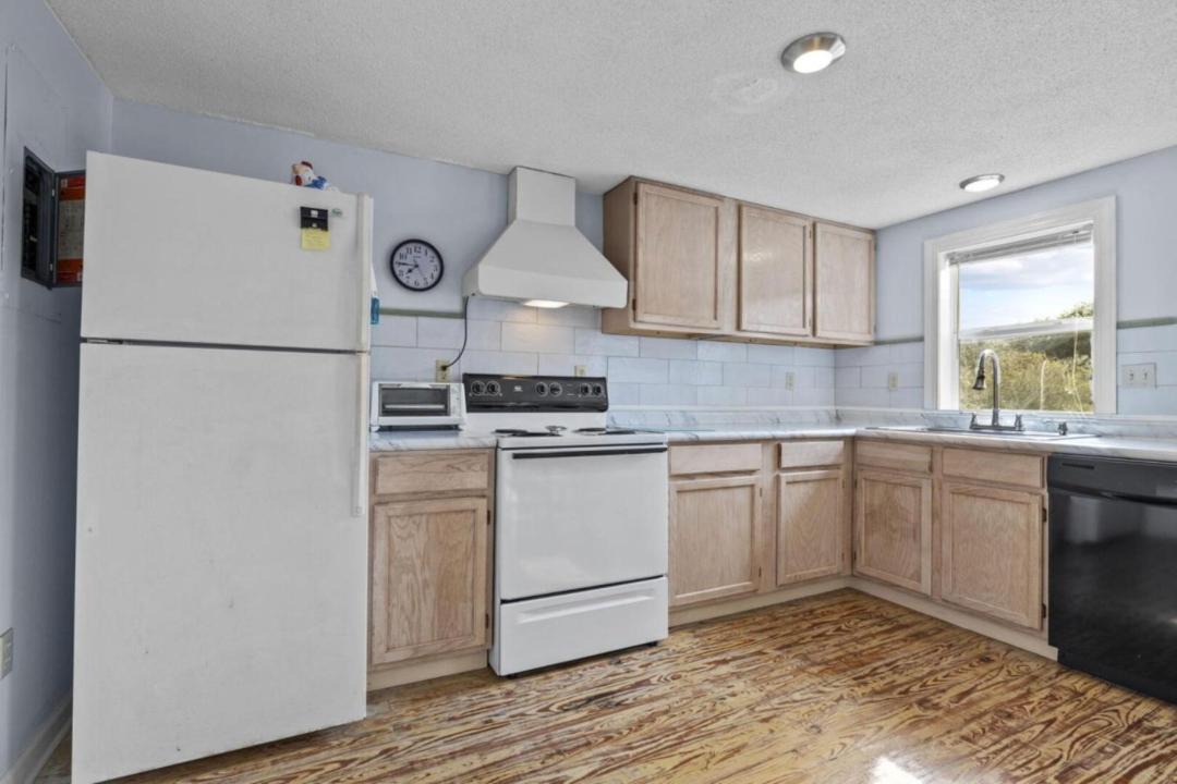Photo of Kitchen in Harkers Island
