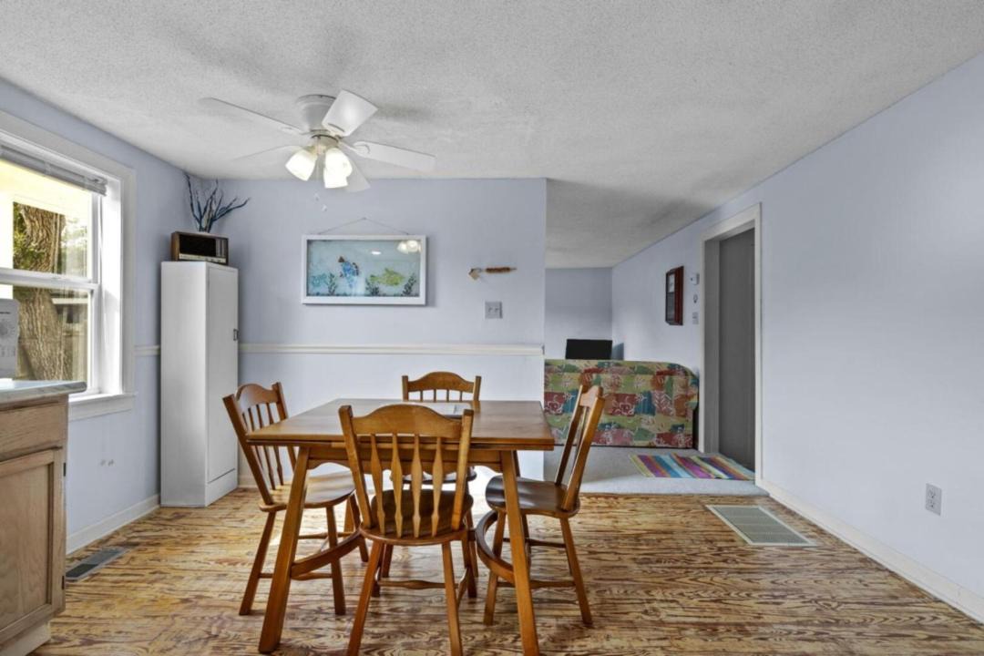 Photo of Livingroom in Harkers Island