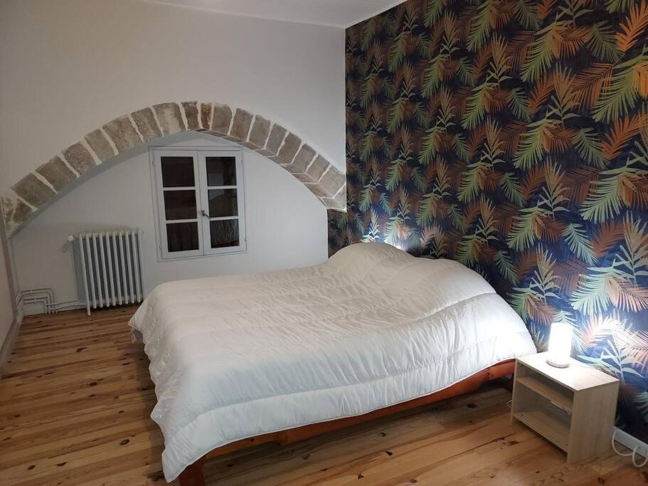Photo of Bedroom in Oloron-Sainte-Marie