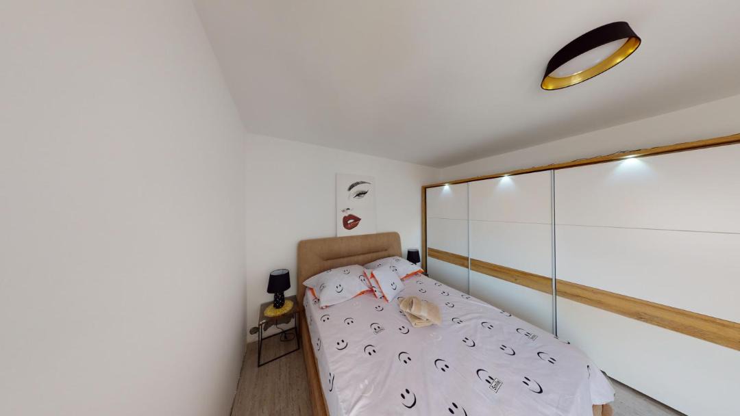 Photo of Bedroom in Metajna