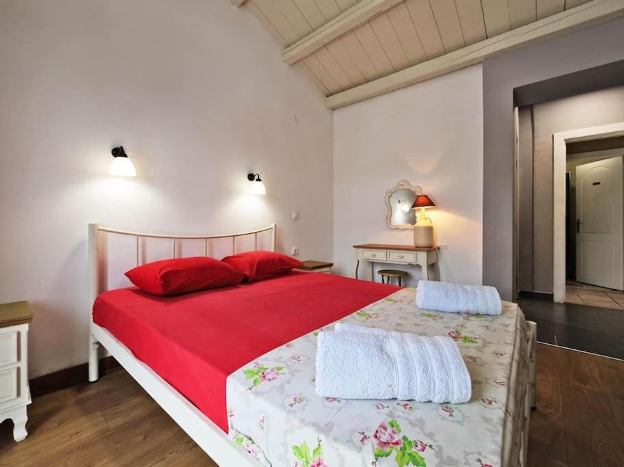 Photo of Bedroom in Sfakera