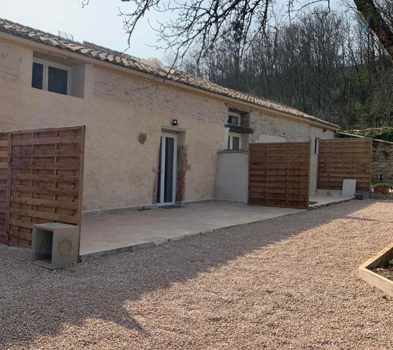 Photo of Others in Sance