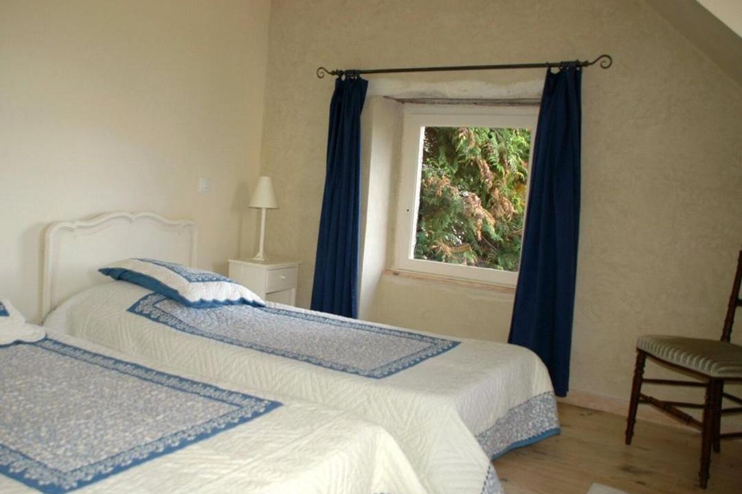 Photo of Bedroom in Cravant-les-Coteaux