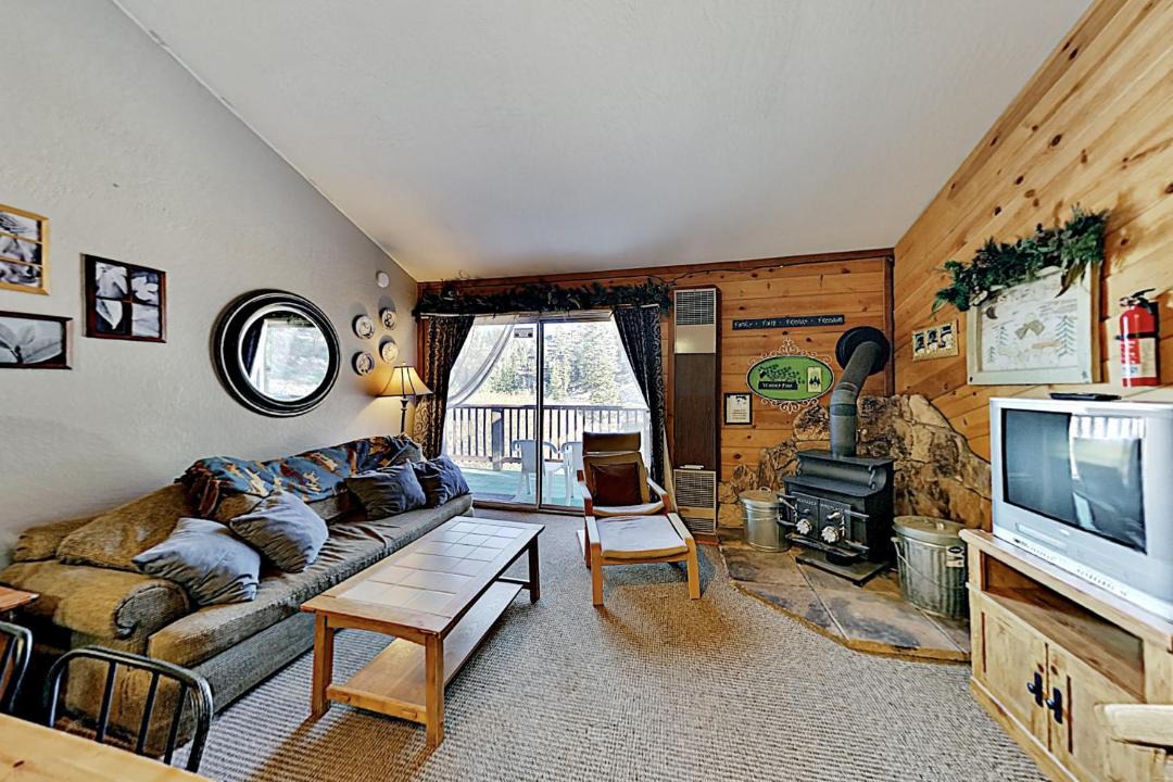 Photo of Livingroom in Tahoe Village