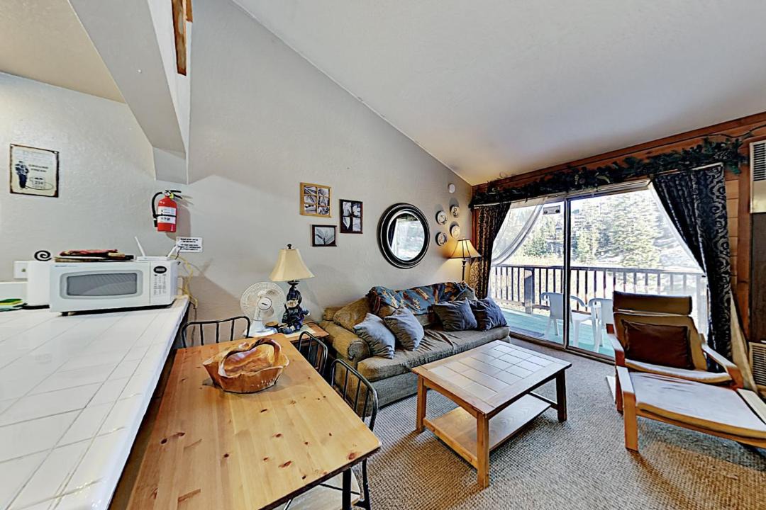 Photo of Livingroom in Tahoe Village