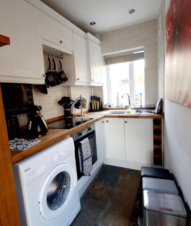 Photo of Kitchen in Blaenavon