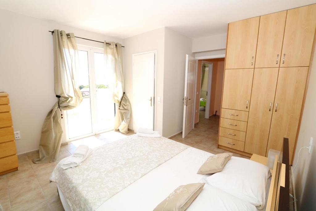 Photo of Bedroom in Paliki