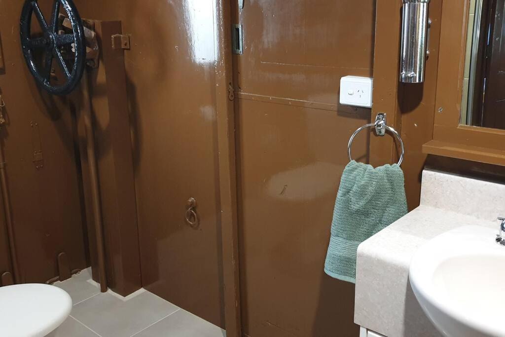 Photo of Bathroom in Roslynmead