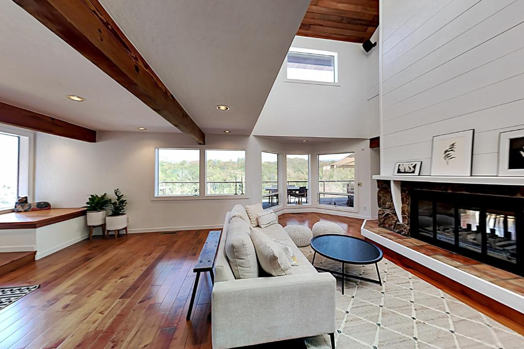 Photo of Livingroom in Glen Ellen
