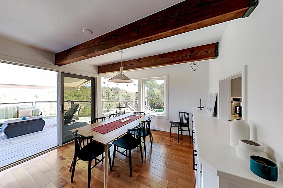 Photo of Livingroom in Glen Ellen