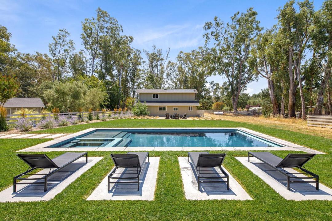 Photo of Others in Sonoma