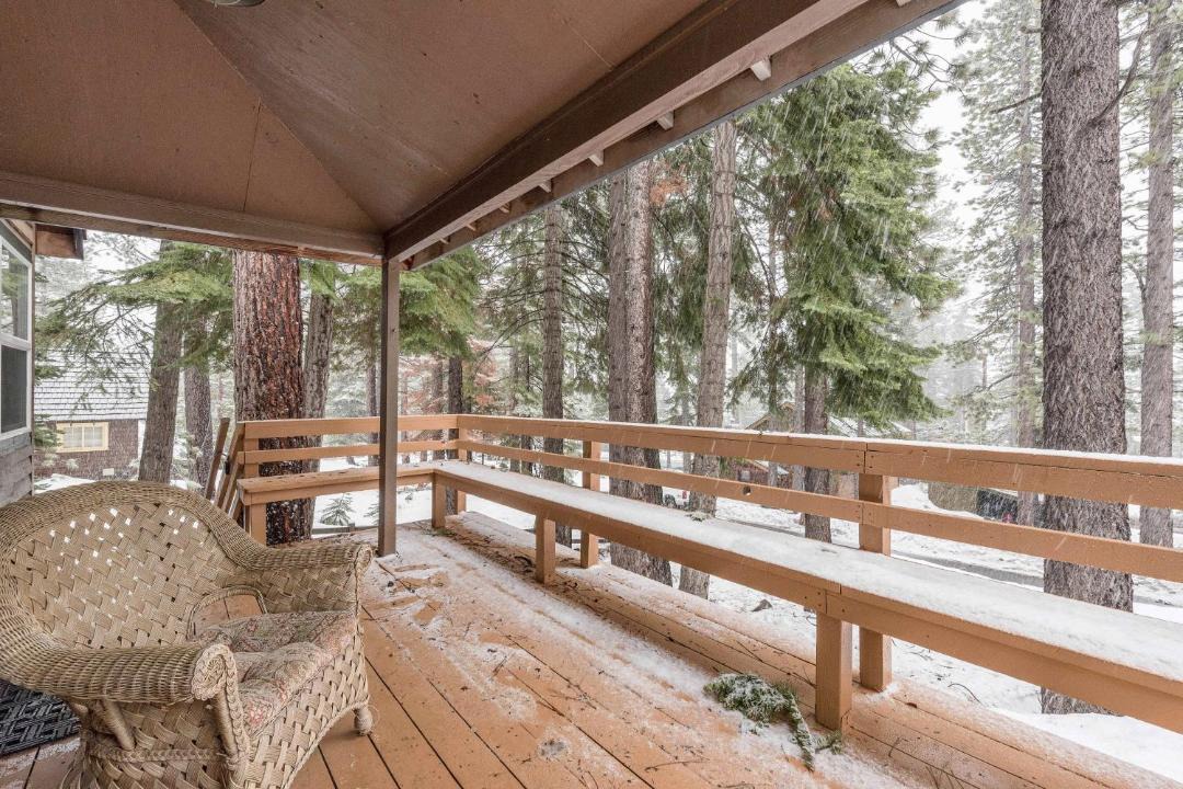 Photo of Patio Balcony in Carnelian Bay