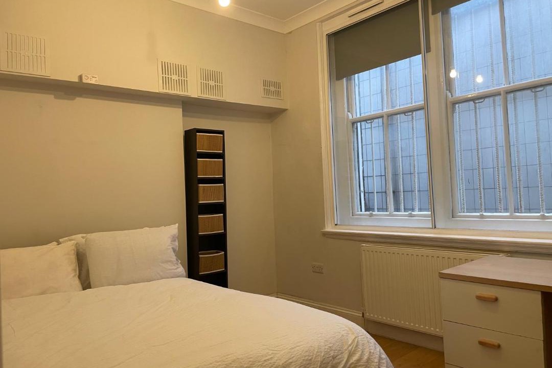 Photo of Bedroom in Bromley South