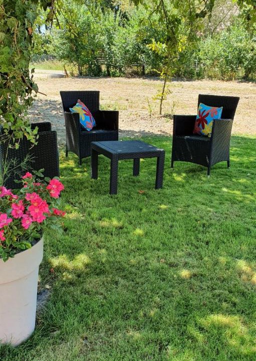 Photo of Others in Simard