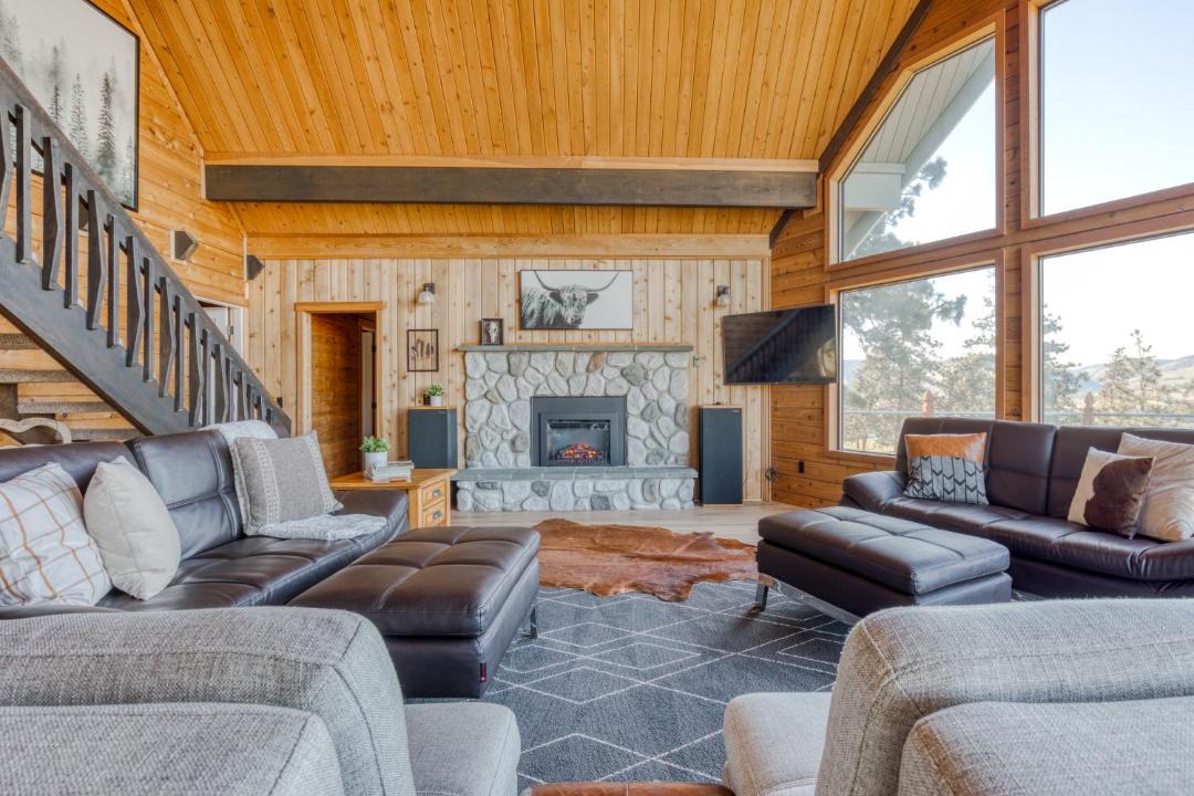 Photo of Livingroom in The Dalles