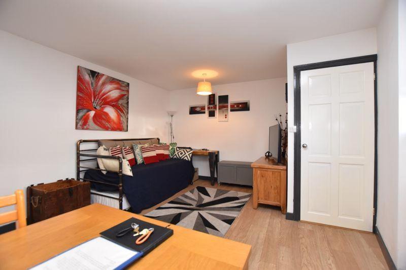 Photo of Livingroom in Newquay City Centre