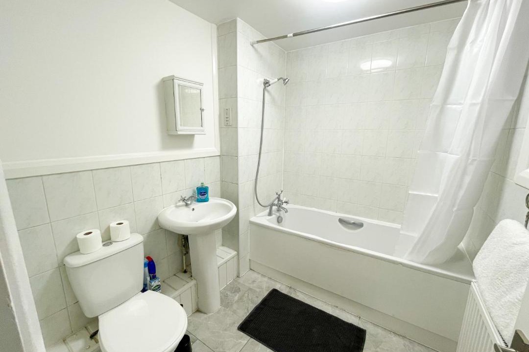 Photo of Others in Kilburn