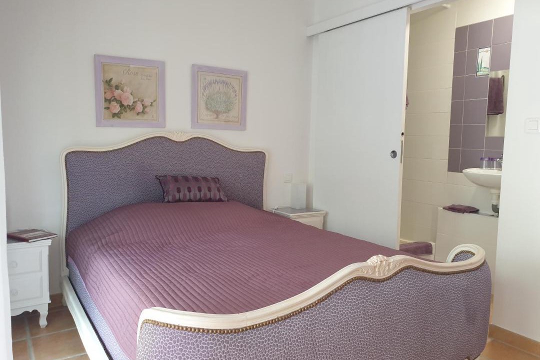 Photo of Others in Valaurie