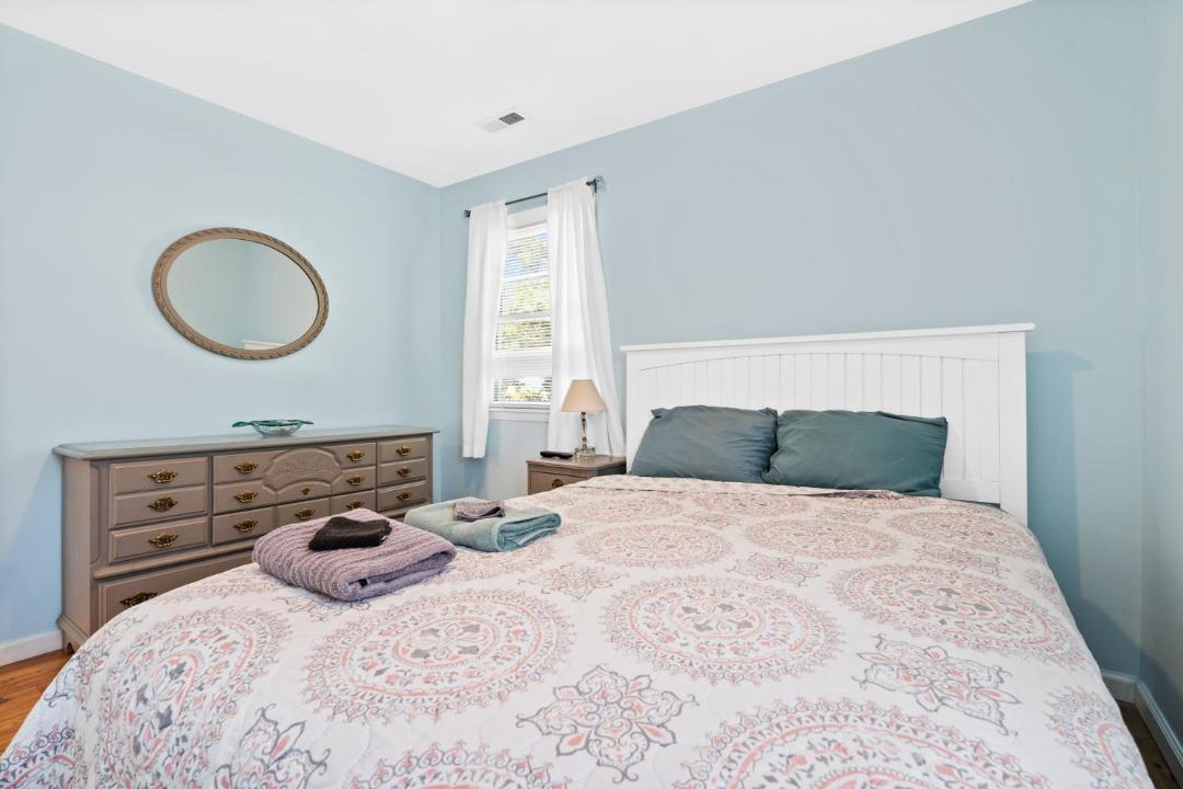 Photo of Bedroom in Ocean Isle Beach