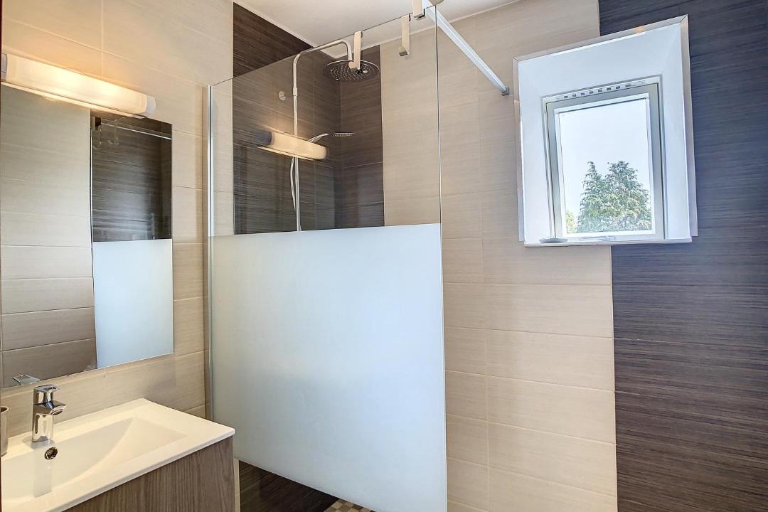 Photo of Bathroom in Bayeux