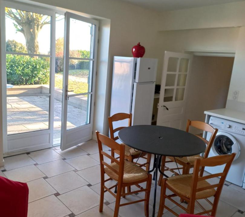 Photo of Livingroom in La Chapelle-de-Guinchay