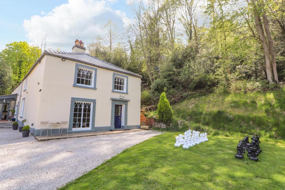 Photo of Others in Acrefair